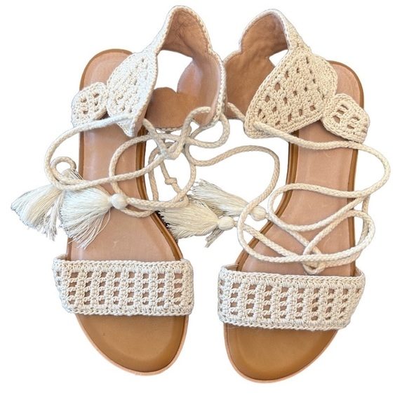 JOIE Jolee Croquet Flat Sandals Tassel Boho Size 39.5 - Picture 4 of 10